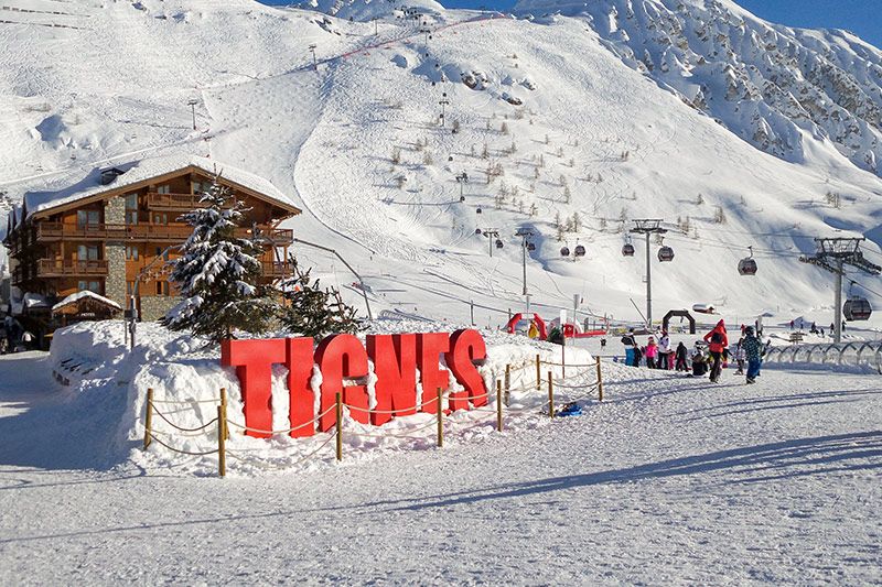 Station de ski Tignes dans les Alpes
